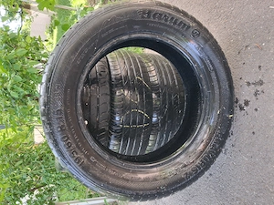 De vânzare – Set 4 cauciucuri de vară Barum + Roată de rezervă Continental cu jantă metalică