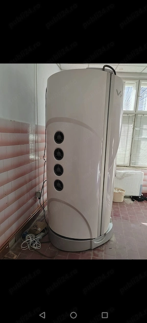 Aparat de bronzat Luxura V7 vertical 