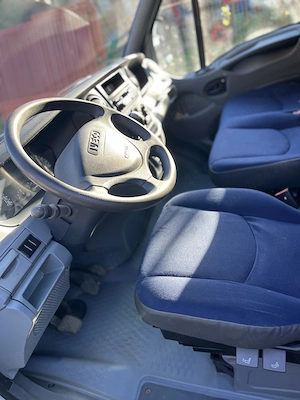 Vând microbuz   autoutilitară Iveco Daily 3.0 Diesel - imagine 4