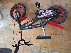 Bicicleta copii Toimsa Vulcano, 12 inch cu roti ajutatoare in stare impecabila