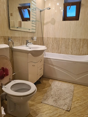 Inchiriez apartament cu 3 camere in c5 - imagine 9
