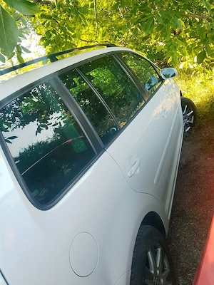 volkswagen Touran  2l  , 170 cai - imagine 4