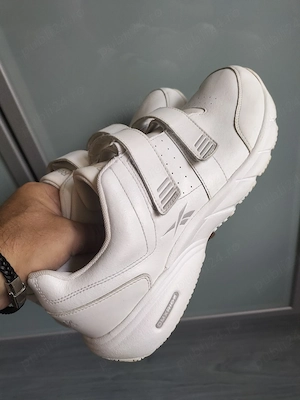 Adidași Reebok DMX Ride albi cu scai   Mărimea 43 (28 cm)