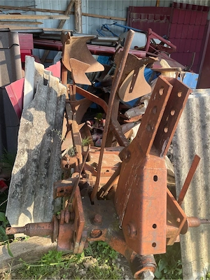 plug de tractor  - imagine 2