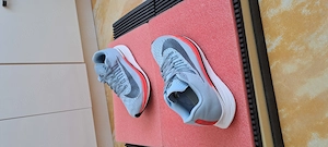Adidasi unisex Nike 39.5-40