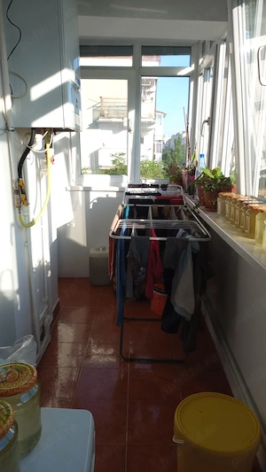 Apartament decomandat 3 camere + living de vanzare in zona Ostroveni - imagine 10