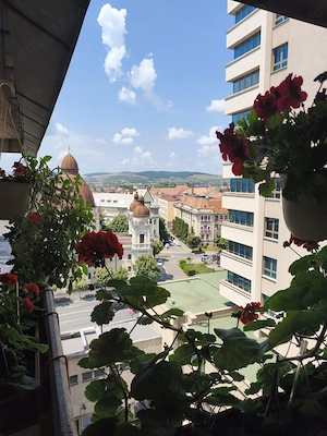 Apartament cu 1 cameră situat ultracentral în Piața Victoriei lângă Hotel Grand, et. 8 din10.