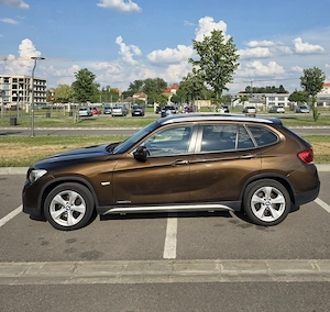 BMW X1 xDrive20d X-Line   177 CP   Automat   Bi-Xenon - Navigație mare - imagine 5