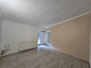 Etaj vila cu 5 camere, Dumbravita, Ideal pentru activitati comerciale - imagine 3