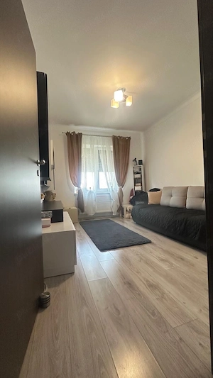 Proprietar vand apartament - imagine 5