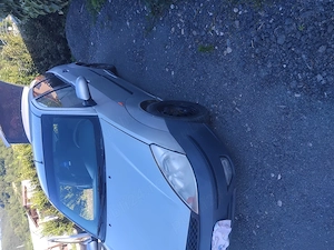 Vând Ford focus 1.8 tddi 90 cp an 2002 - imagine 3