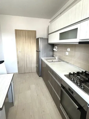 Apartament decomandat | Parcare Inclusa si Vedere Panoramica - imagine 3