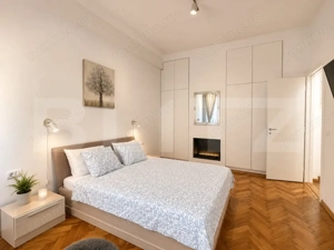 Clădire istorică, apartament, 4 camere- 130 mp, etaj 1, zona Centrală  - imagine 4