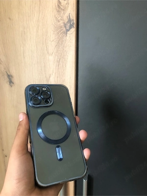 Vand Urgent iphone 16 pro max