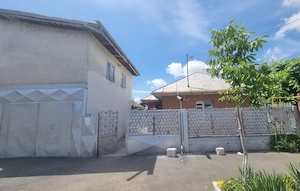 Casa de vanzare 