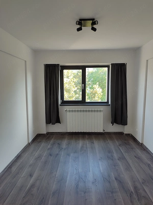 Proprietar - Vând apartament 3 camere DECOMANDAT, 75 mp, în Brăila (Cartier Vidin) - imagine 3