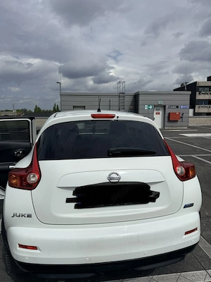 Vând mașina mea Nissan Juke anul 2013 mașină fiabilă , bine întreținută cu un consum mic .  - imagine 4