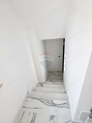 Apartament cu 5 camere de vânzare în zona Precista - imagine 13
