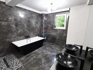 Apartament cu 5 camere de vânzare în zona Precista - imagine 16