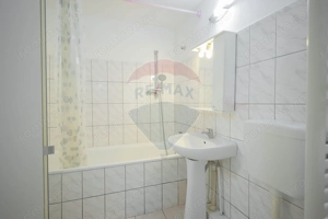 De vânzare apartament cu 3 camere zona Dacia - imagine 12
