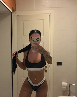 Servicii oline - show nud (100%100) Real