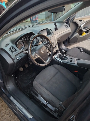 vand opel insignia 2009 1.8 benzina  - imagine 4