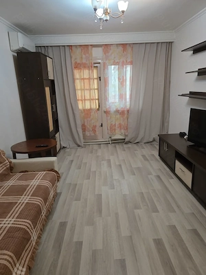 Închiriez Apartament 3 Camere - imagine 6