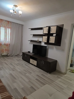 Închiriez Apartament 3 Camere - imagine 5