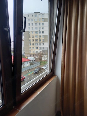 Vănd apartament 3 camere