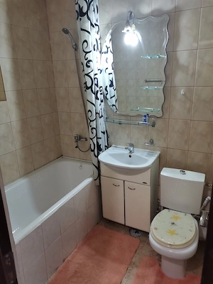 Vând apartament 2 camere semidecomandat - imagine 2