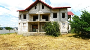 Vanzare Duplex la rosu in Aninoasa  220 mp  500 mp teren  Zona superba de Vile - imagine 4
