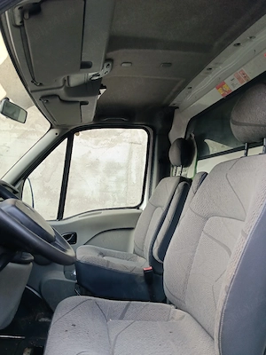 Vând Renault Master 2.5.Diesel - imagine 2