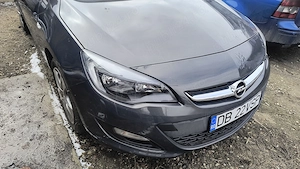 Opel Astra j 1.4 turbo - imagine 3