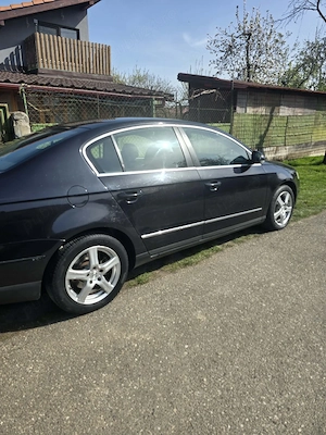 Volkswagen Passat  - imagine 2