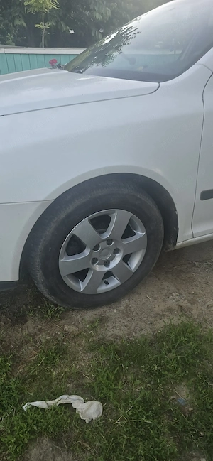 Vand masina skoda Octavian an 2007.  2200 euro negociabil  mai multe detalii la tel   - imagine 5