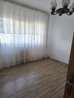 Apartament 2 camere decomandat zona sud - imagine 7