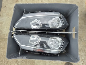 Faruri Volkswagen Golf Sportsvan 2017 2020