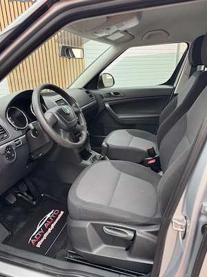 SKODA YETI . 1,8 Benizina 160 Cp 4x4 .RAR+ITP. Rate fixe . Garantie 12 luni . Buy-Back . Test-Drive - imagine 12
