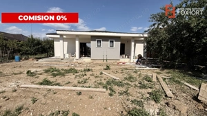 Duplex cu 3 camere si 2 bai pe parter, zona Albina