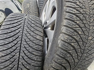 Roti toyota auris 5x114,3