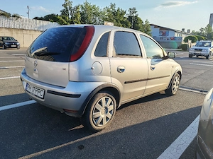 Opel Corsa 1,2 benzină