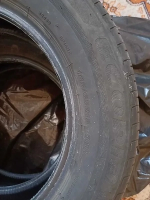 Vând anvelope Bridgestone 185/65 R15 H88 DOT 1324 - imagine 4