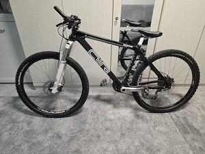  Bicicleta cadru carbon 