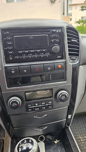 Kia Sorento - imagine 6