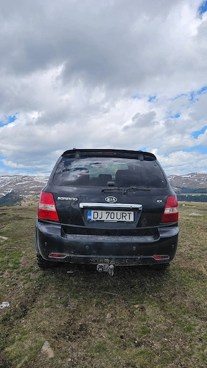 Kia Sorento - imagine 8