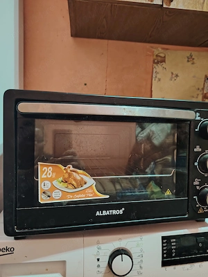 Se vinde combina frigorifica Indesit mașină spalat Beko 