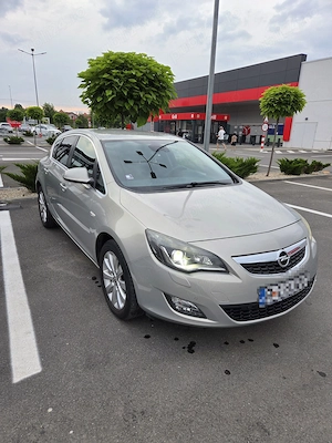Opel astra J 1.6 turbo - imagine 2
