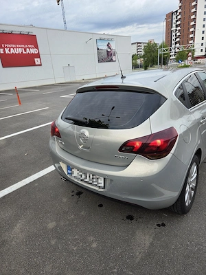 Opel astra J 1.6 turbo - imagine 5