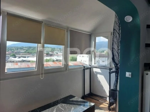 Apartament spatios 49 mp 2 camere decomandate 2 balcone Cisnadie - imagine 15