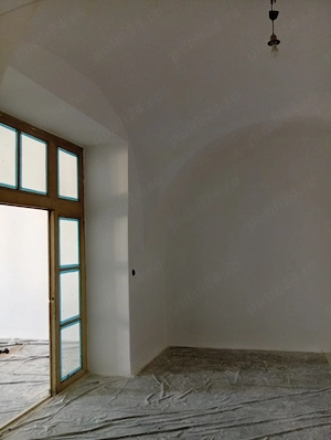 Dau in chireie actvitate economica  74 m km 0 Cluj Napoca  - imagine 4